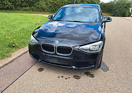 BMW 116i 1er - - Limousine - TÜV bis 03/27