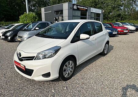 Toyota Yaris Life