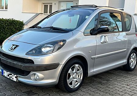 Peugeot 1007 Behindertengerecht Top Zustand