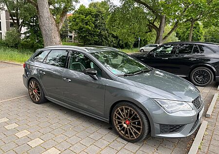 Seat Leon 2.0 TSI Start&Stop ST CUPRA 280 DSG CUP...