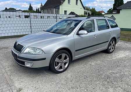 Skoda Octavia Combi 2.0 FSI Elegance