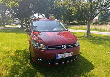 VW Touran Volkswagen Life BMT Klima 7 Sitzplätze tüv neu