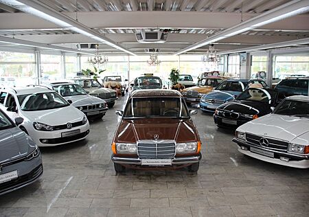 Mercedes-Benz 230 E W123 *H-Zulassung*