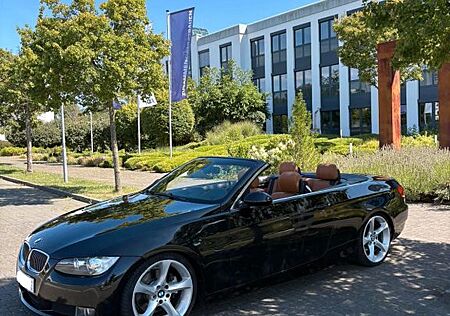 BMW 325i Cabrio -