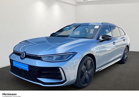 VW Passat Variant Volkswagen 1.5 TSI R-Line DSG LED PANO NAVI