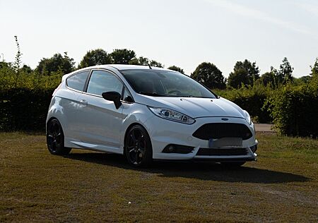 Ford Fiesta ST Ecoboost 1.6