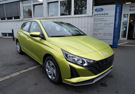 Hyundai i20 Comfort Club 1,2i Kamera / NAVI / PDC