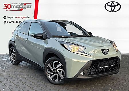 Toyota Aygo (X) CROSS Team D Automatik +Sitzheizung +Appl