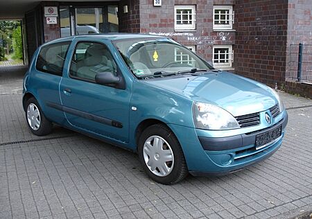 Renault Clio 1.2..TÜV 03/2027