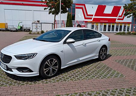 Opel Insignia 2.0 Diesel 125kW Exclusive Auto GS ...