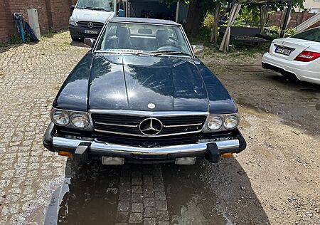 Mercedes-Benz 560