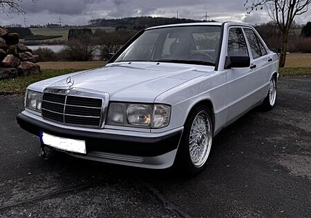 Mercedes-Benz 190 190E, Felgen, Fahrwerk