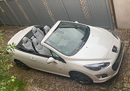 Peugeot 308 CC Roland Garros HDi FAP 163 Roland Garros