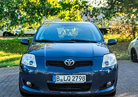 Toyota Auris 2,0-l-D-4D Life Life