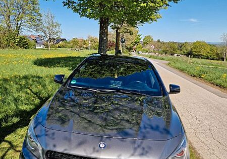 Mercedes-Benz CLA 200 Shooting Brake CLA 200 AMG Line Shoo...