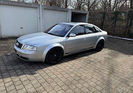 Audi S6 4.2 tiptronic quattro -