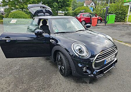 Mini ONE Automatic mit Sonderausstattung