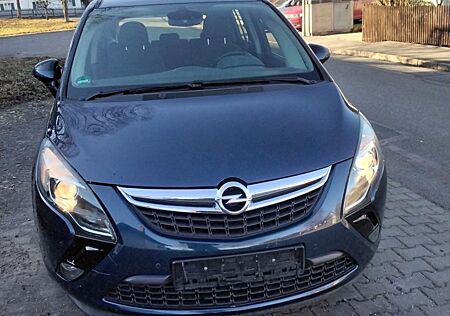 Opel Zafira C Tourer Edition MIT AHK