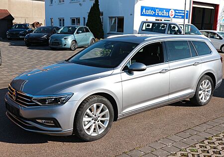 VW Passat Volkswagen 2.0 TDI DSG Variant Elegance AHK Kamera