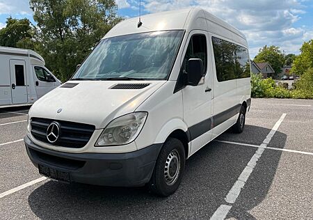 Mercedes-Benz Sprinter II Kombi 211CDI/9 Sitze/Klima/eFh/AHK