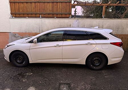 Hyundai i40 1.7 CRDi 104kW Trend DCT Trend