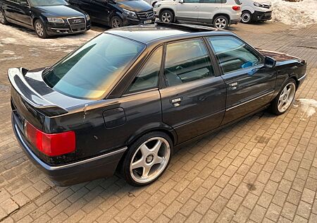Audi 90 quattro 20V 2.3 TÜV Neu ZR etc. NEU LEDER StH