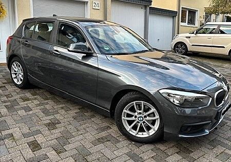 BMW 118d - d 5-Türer,Automatik,Navi, Scheckheft