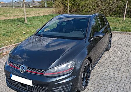 VW Golf Volkswagen 7 GTI, StHz, Pano, AHK, ACC, Leder, 8-fach