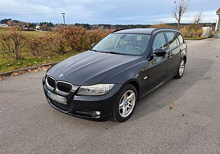 BMW 320d E91 Leder Navi MPaket Sportsitze Lichtpaket