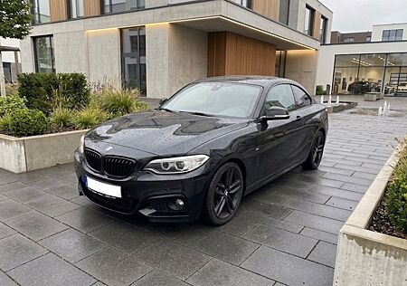 BMW 220d Allrad xDrive Coupé M Paket GSD keyless