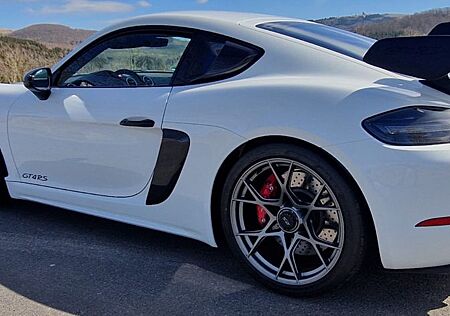 Porsche Cayman GT4 RS Weissach/Bose/Uhr