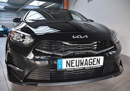 Kia Cee'd Sportswagon Ceed SW 1.5 Spirit 10,25 Navi Kamera WinterPaket
