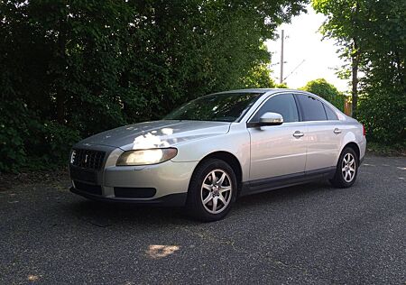Volvo S80 D5 Kinetic Angebot gültig bis 20 Mai 18 Uhr