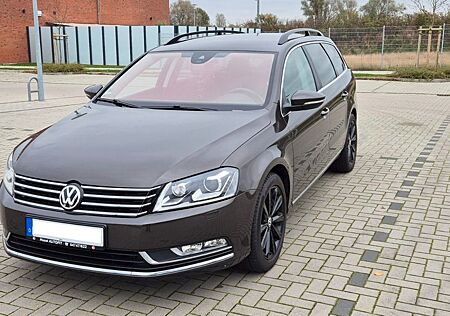 VW Passat Variant Volkswagen 2.0 TDI DSG 4MOT 130kW SYNCRO