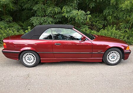 BMW 328i CABRIO*KLIMAAUT*81000KM*1.Hd