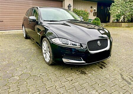 Jaguar XF 3.0 L V6 Diesel S Sportbrake -