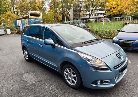 Peugeot 5008 gebraucht kaufen Peugeot 5008 1.6 Platinum 155 THP Platinum