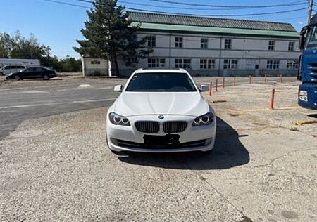 BMW 530d xDrive Touring Luxury Line