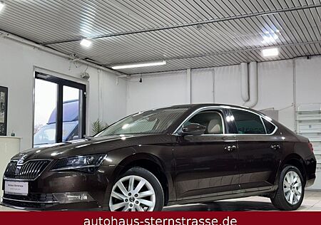 Skoda Superb Lim*Style*4x4*DSG*Pano*Leder*4xSHZ*