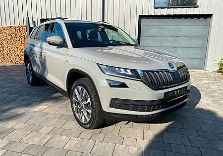 Skoda Kodiaq Clever DSG AHK LED ACC Kessy Kam 1.Hand