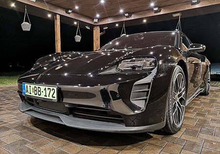 Porsche Taycan Sport Turismo GTS