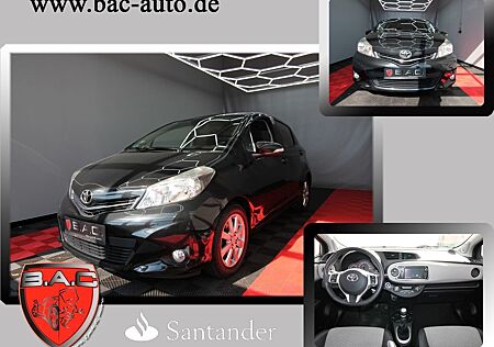 Toyota Yaris Executive SHZ Navi Tempomat 8 Fach ALU