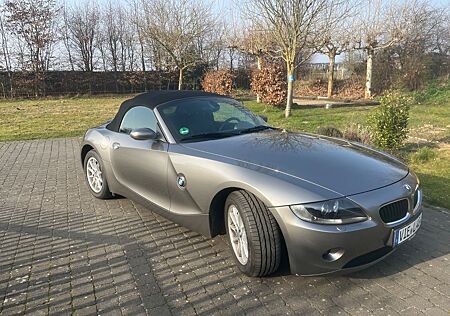 BMW Z4 2.2i -