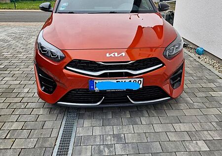 Kia Cee'd / Ceed 1.5 T-GDI DCT GT-line GT-line