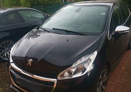 Peugeot 208 1.6 Active BlueHDi 100 STOP & START Active