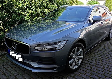 Volvo V90 D3 Momentum LED Pano AHK