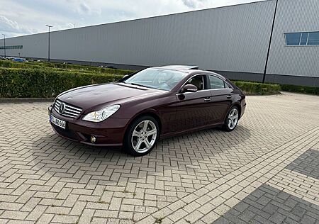 Mercedes-Benz CLS 500 -