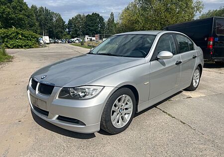 BMW 318i 318 Baureihe 3 Lim.