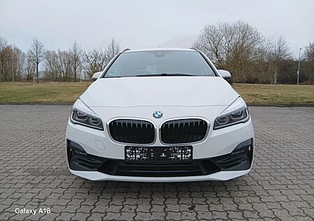 BMW 218 2 Active Tourer d Sport Line TUV Neu
