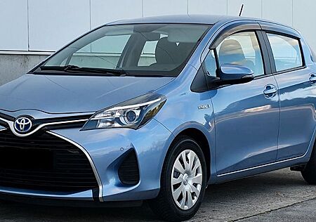 Toyota Yaris 1,5-l-VVT-i CVT Comfort Automatik Kamera